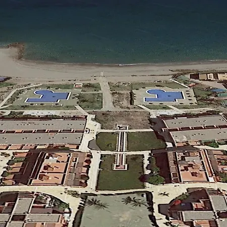 Urbanizacion 1ºlinea De Playa Nudista Апартаменты Вера